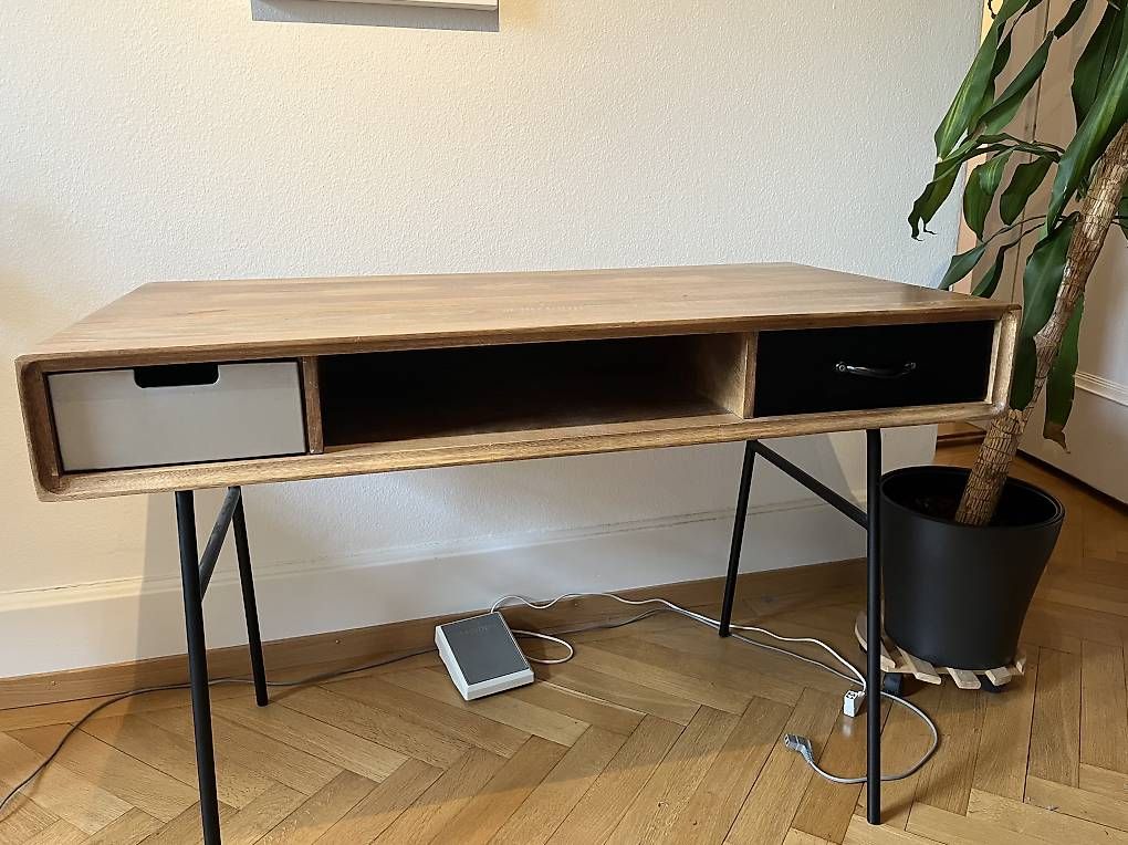 Bureaux: Schreibtisch / Pult – D'occasion à Bern par Michu_s0 1