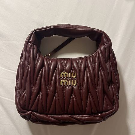Miu Miu Handtasche in Bordeaux