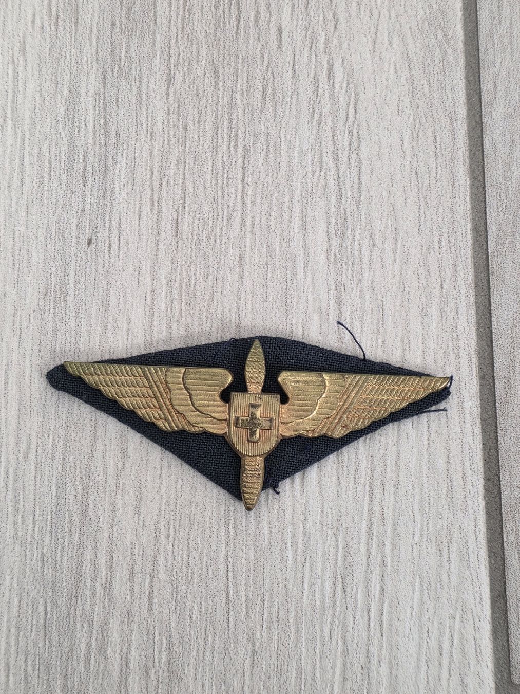 Placchette & Badge: Pilotenabzeichen Schweizer Swissair ??? – Usato da Dorf venduto da Echo_Elements