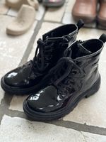 Schwarze Lack Stiefel von Geox, Grösse 28, Top Zustand!