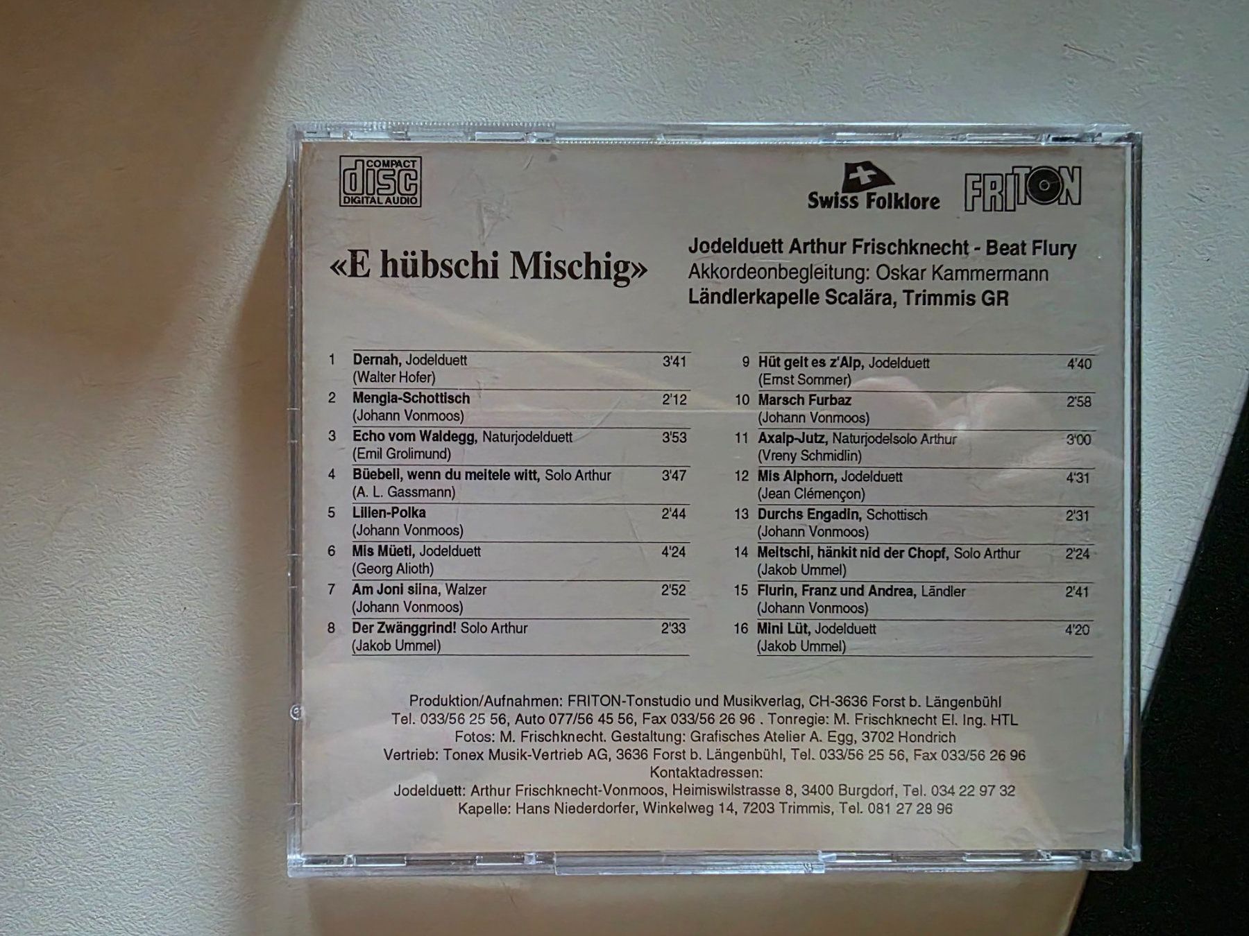 CD: CD - E hübschi Mischig - Jodelduett Frischknecht/Flury – Usato da Walterswil BE venduto da Lonitti 1
