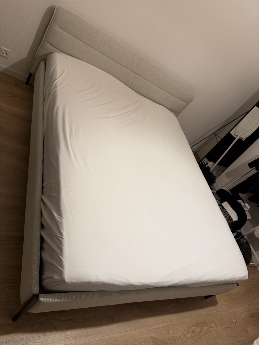 La Redoute Letti: Stylish Queen Bed Frame - Modern Design, Neutral Tone. – Nuovo (secondo la descrizione) da Basel venduto da bou_lk2c 1