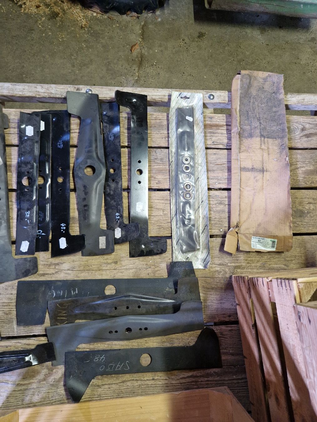 Tondeuses à gazon: Rasenmäher messer – Neuf (Voir description) à Oberhof par Radazi 2