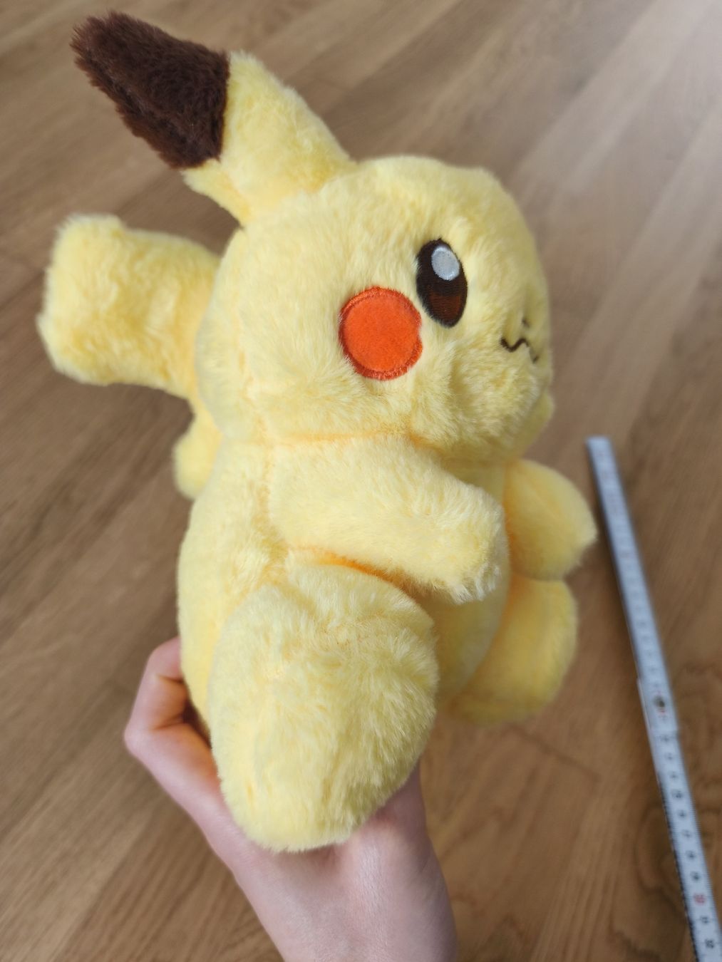 Pokémon Giocattoli: herziges Pokémon Pikachu Plüschtier – Nuovo (secondo la descrizione) da Näfels venduto da ChocolateMuffin 2