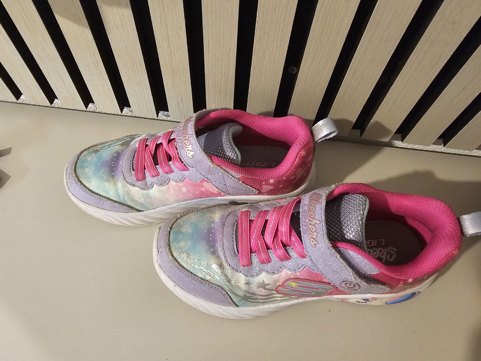 Skechers Scarpe per ragazze: Skechers Einhorn Sneaker 31 – Usato da Buch am Irchel venduto da Potzblitz2 1