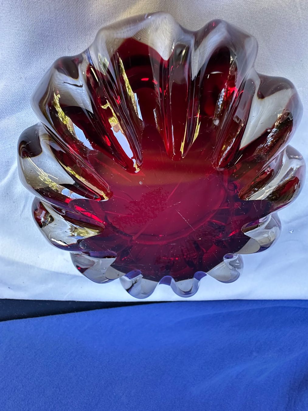 Gläser: Cendrie en verre rouge Murano  rubis, design élégant – Gebraucht aus Lausanne von artnouveau04 6