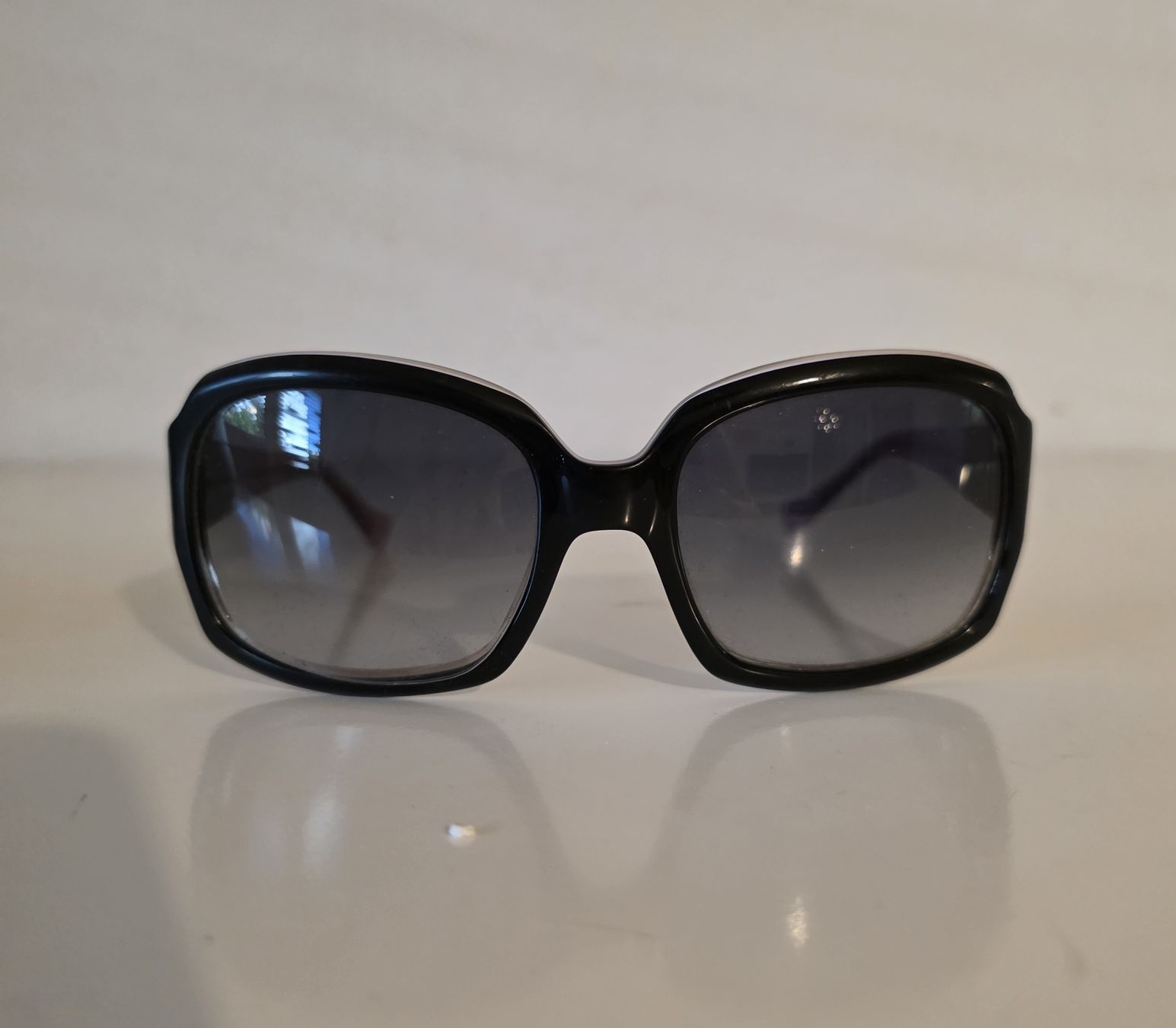 Lunettes & Verres: Vera Wang Sonnenbrille – D'occasion à Genève par Petite_etoile 1