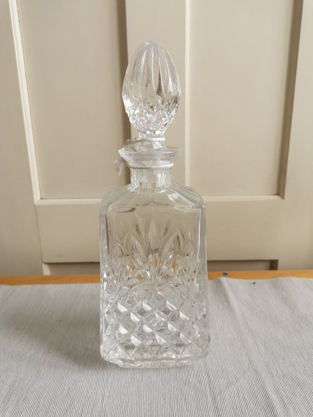 Caraffe: Antike Glaskaraffe Whiskeykaraffe – Usato da Berneck venduto da Hansi_Muenz 1
