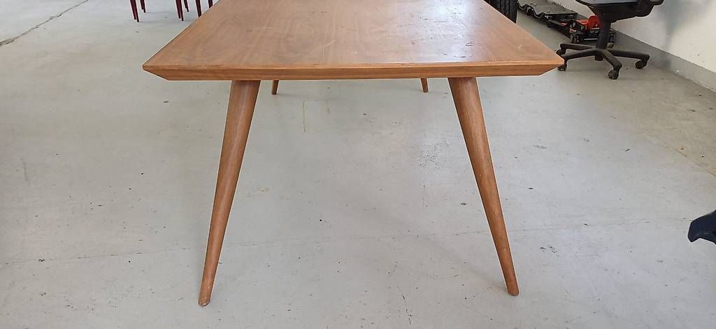 Set de table et chaises: Tisch und Stühle  – D'occasion à Berikon par rog_89hg 2