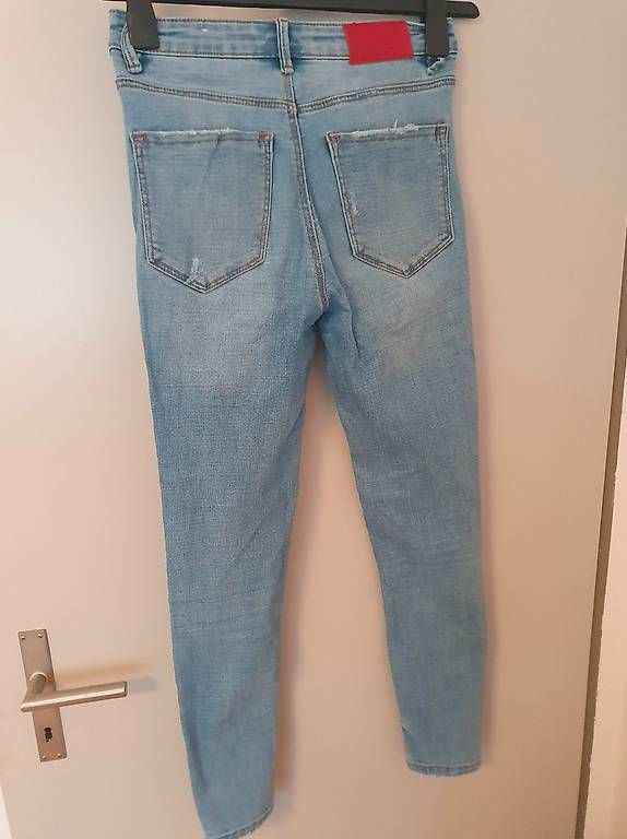 Stradivarius Jeans: Stradivarius Super High Waist Gr. 36 – Gebraucht aus Luzern von maji87 1