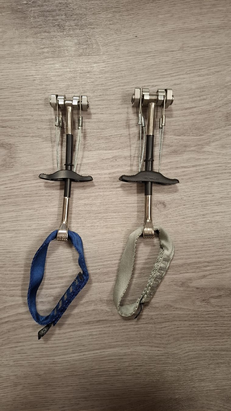 Attrezzatura da arrampicata: Blackdiamond Friend 0.3 + 0.4 – Nuovo (secondo la descrizione) da Bottmingen venduto da Rothorn05