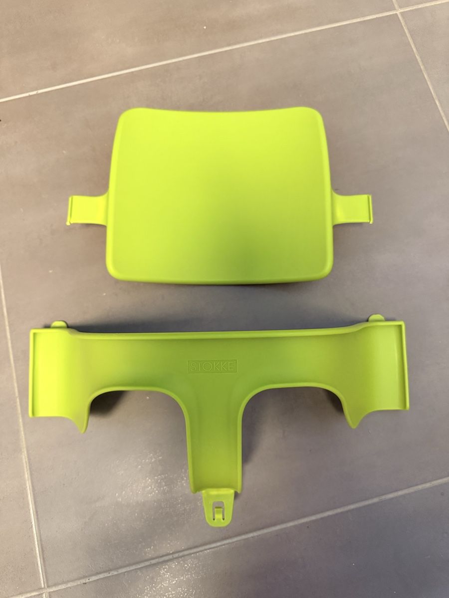 Stokke Seggioloni: Stokke Tripp Trapp Babyset limegrün – Usato da Fraubrunnen venduto da Kimimyla
