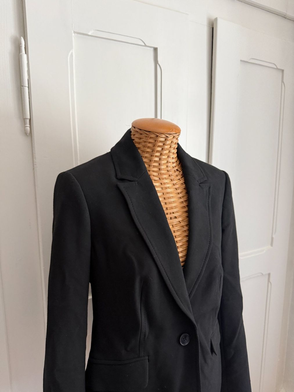 Hallhuber Jacken: HALLHUBER - Blazer schwarz 40 – Gebraucht aus Zürich von Diazaio 1