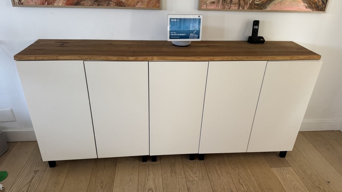 Buffets: Kommode/ Sideboard mit massiver Eichenholzplatte  – D'occasion à Buckten par H_wyss1987