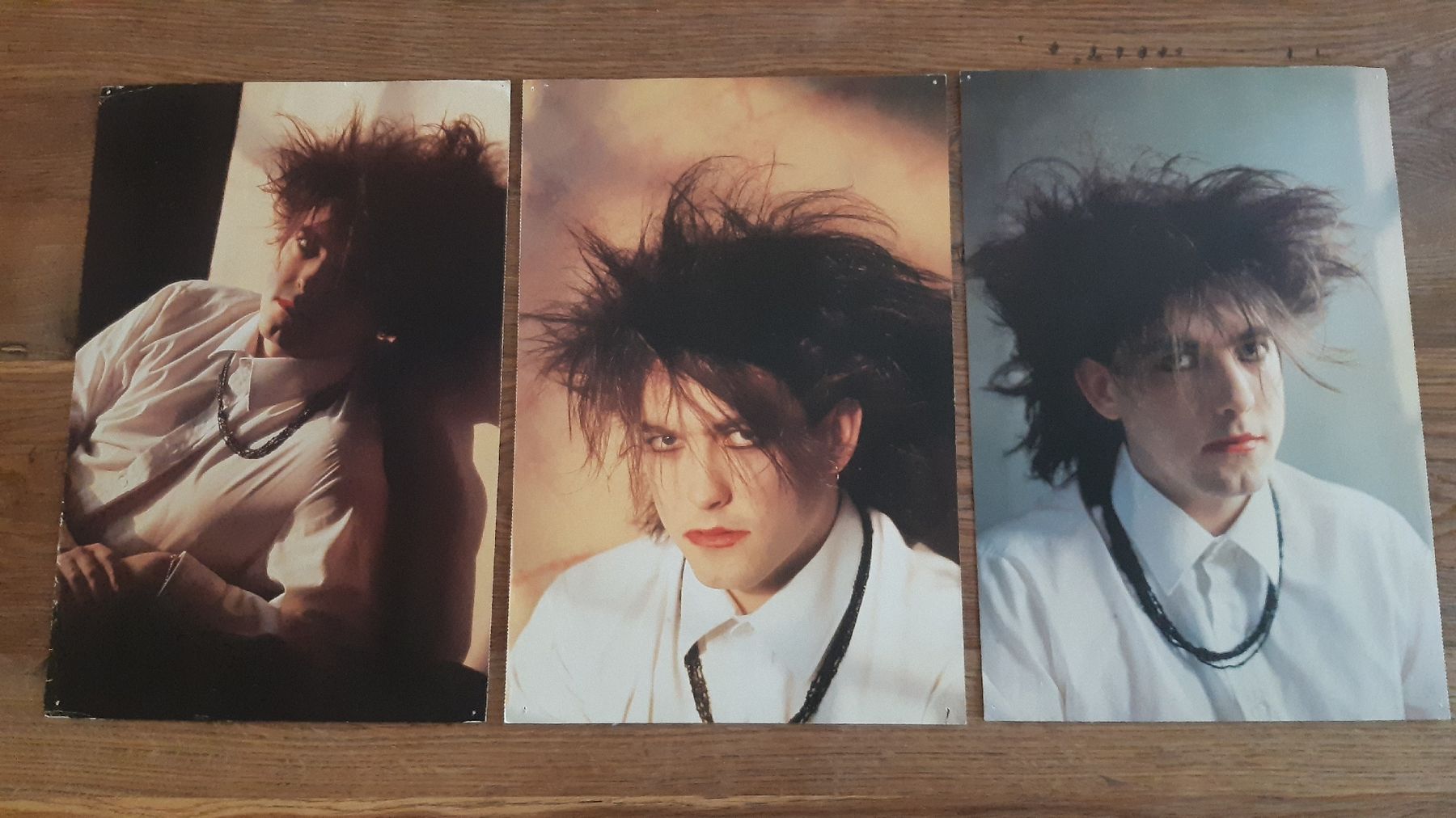 Posters & Illustrations: The Cure Robert Smith 3 Poster 1980er  – D'occasion à Oey par Parkplatzbrocki
