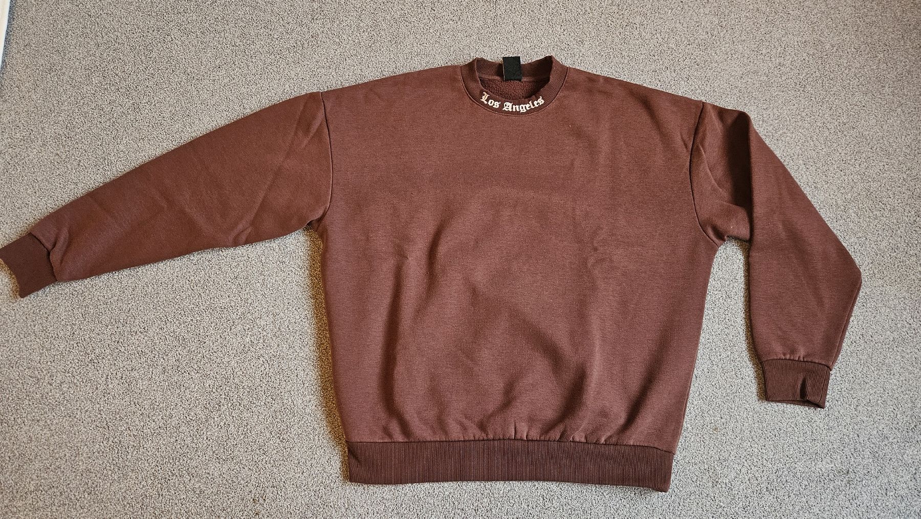 Pulls & Sweat-shirts: Brauner Oversize Pullover – D'occasion à Sax par Kieselstei