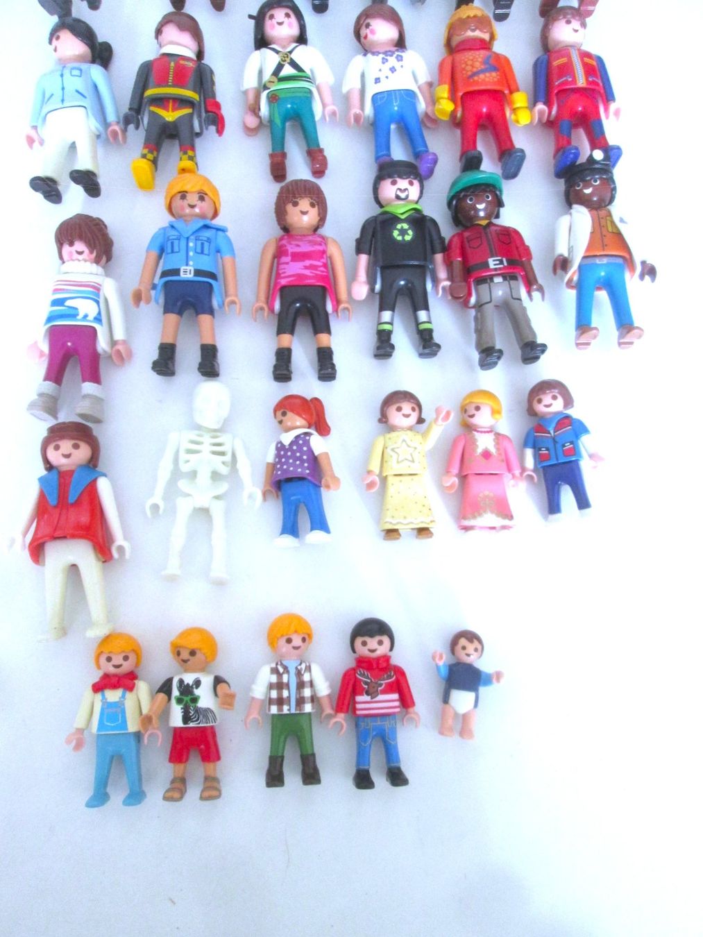 Playmobil Spielzeuge: 37 Playmobil-Figuren – Gebraucht aus Sementina von babucia 1