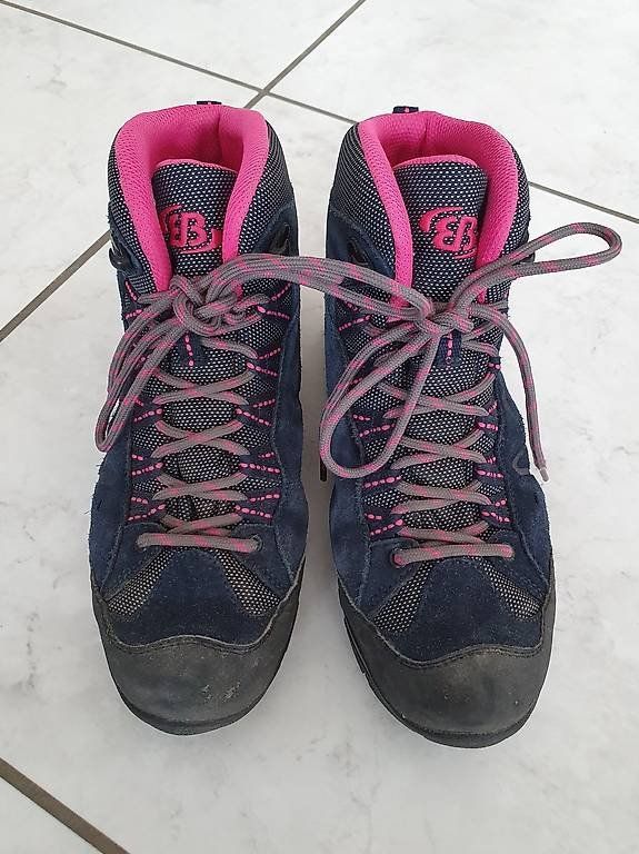 Scarpe per ragazze: Wanderschuhe Gr.37 ( vibram) – Usato da Geuensee venduto da JeMaUrPe