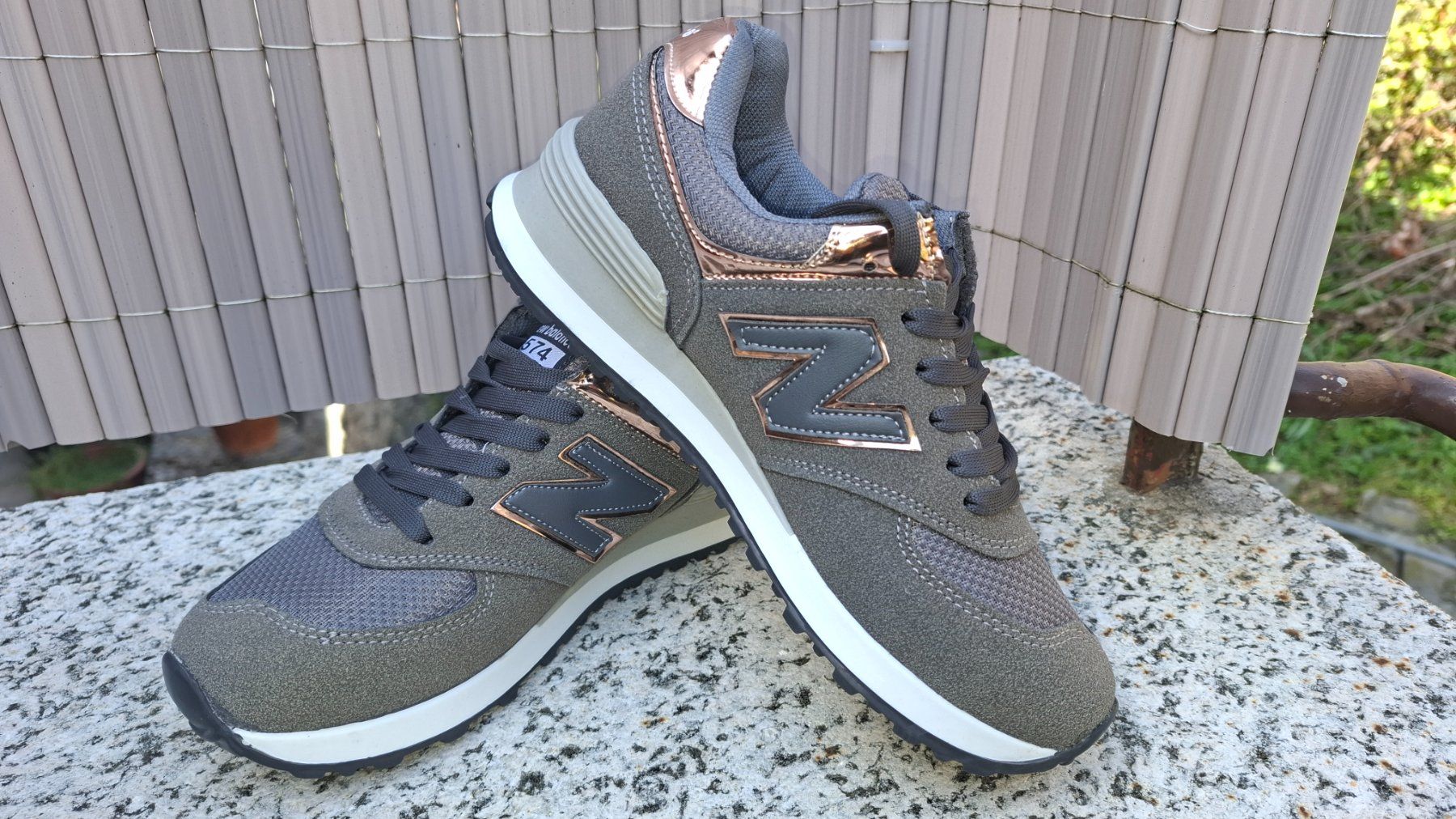 New Balance Scarpe da donna: New Balance 574 – Nuovo (secondo la descrizione) da Bitsch venduto da Quiksilver1969 1