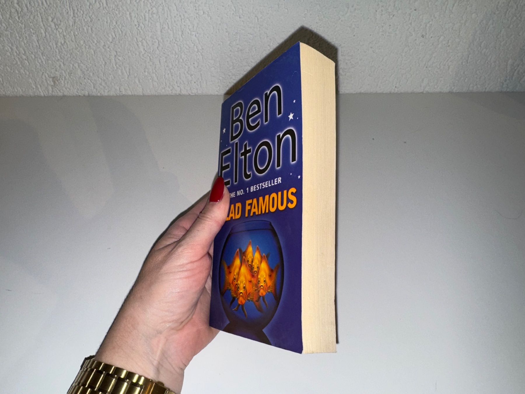 Libri: NOVEL: Ben Elton, Dead Famous – Usato da Grosswangen venduto da English_books 1