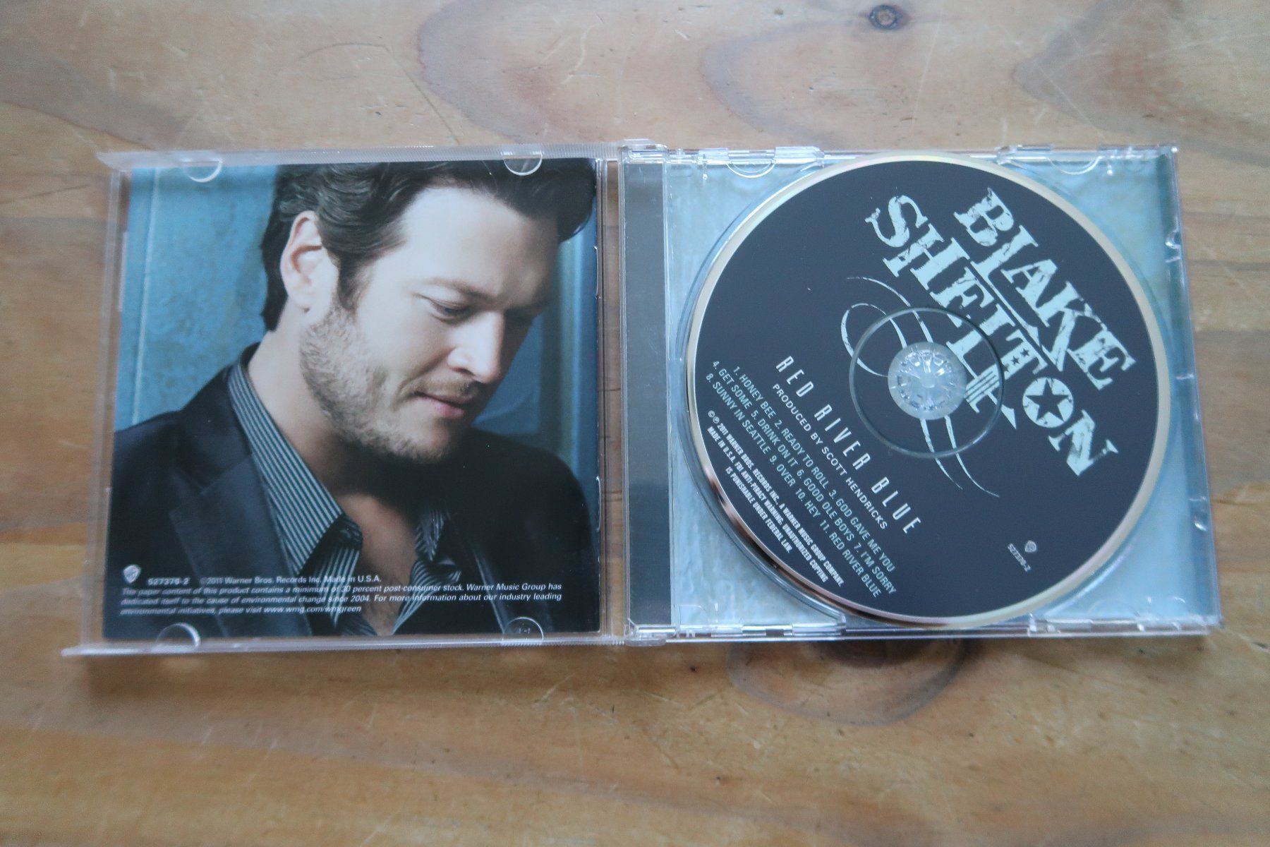 CD: BLAKE SHELTON - RED RIVER BLUE - CD – Usato da Basel venduto da Patiscat 3