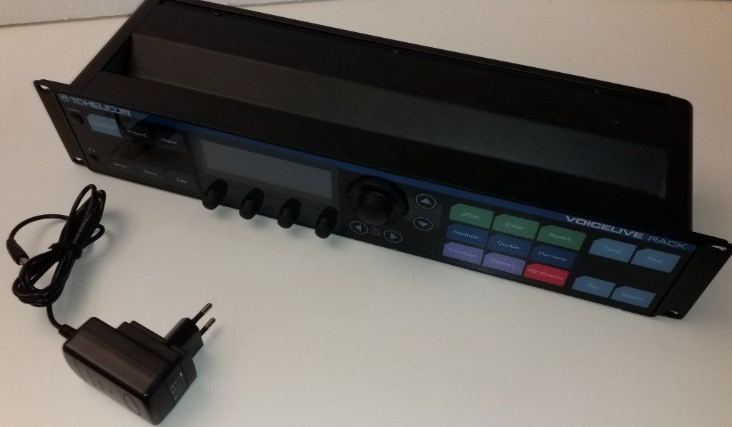Musikinstrumente: TC-Helicon VoiceLive Rack – Gebraucht aus Magnedens von alfahr 3