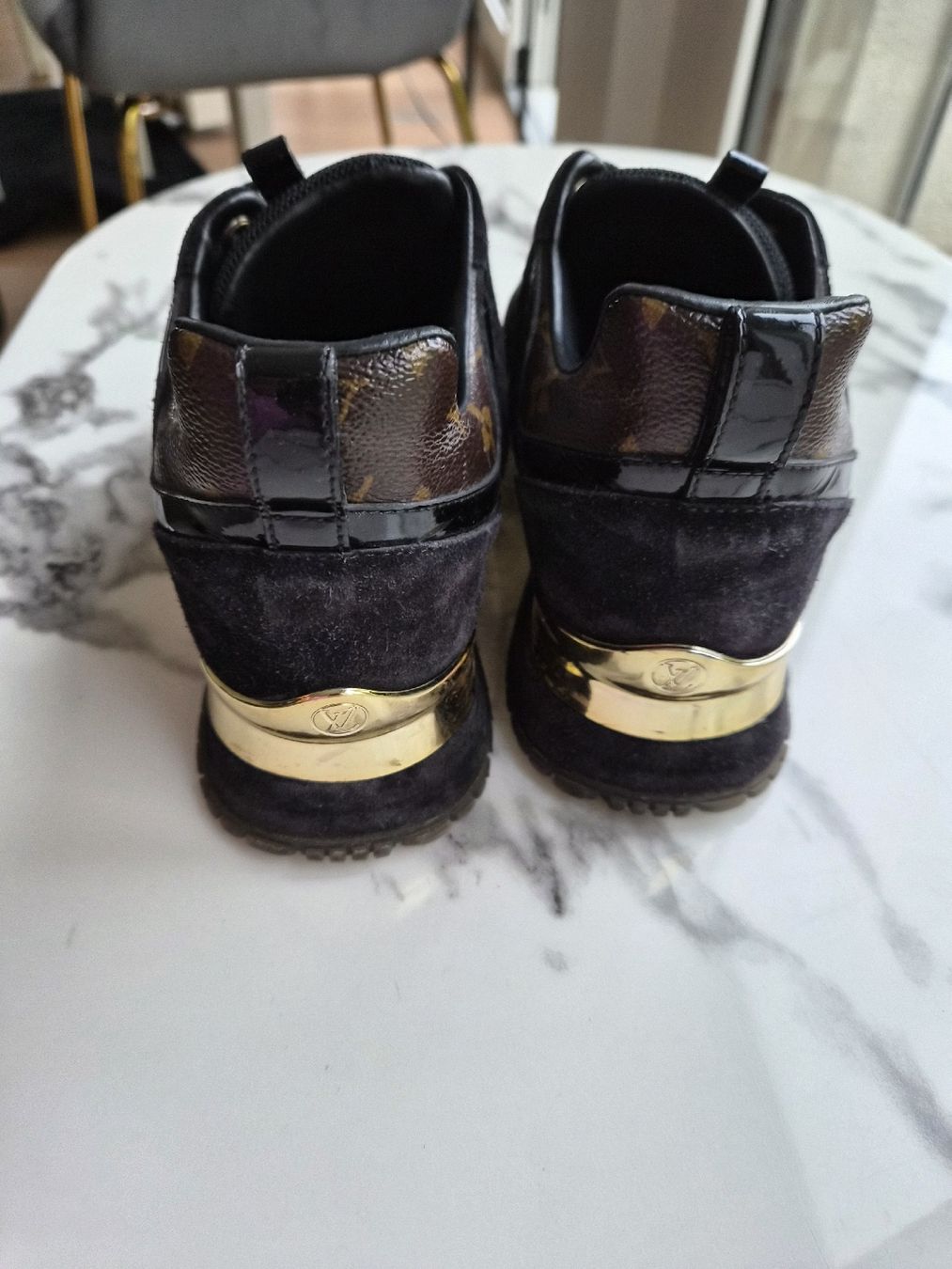 Louis Vuitton Scarpe da donna: Louis Vuitton runaway black size 36.5 – Usato da Immensee venduto da jan_9rzs 2