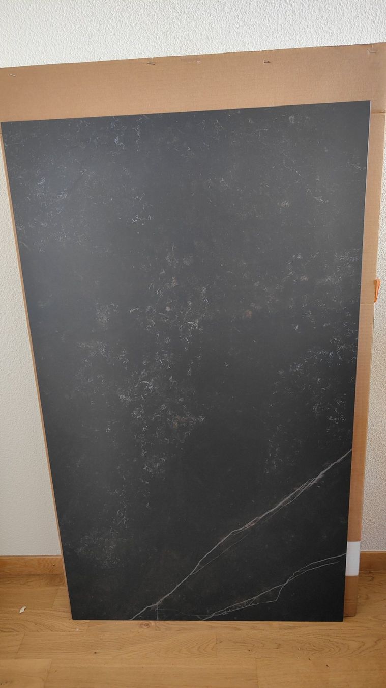 Insegne: Plaques de table en céramique, pce ou le lot – Nuovo e nell'imballaggio originale da Lausanne venduto da autourdejul