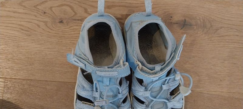 Scarpe per ragazze: Sandale hellblau Gr. 32 – Usato da Oberhofen AG venduto da iitf2020 2
