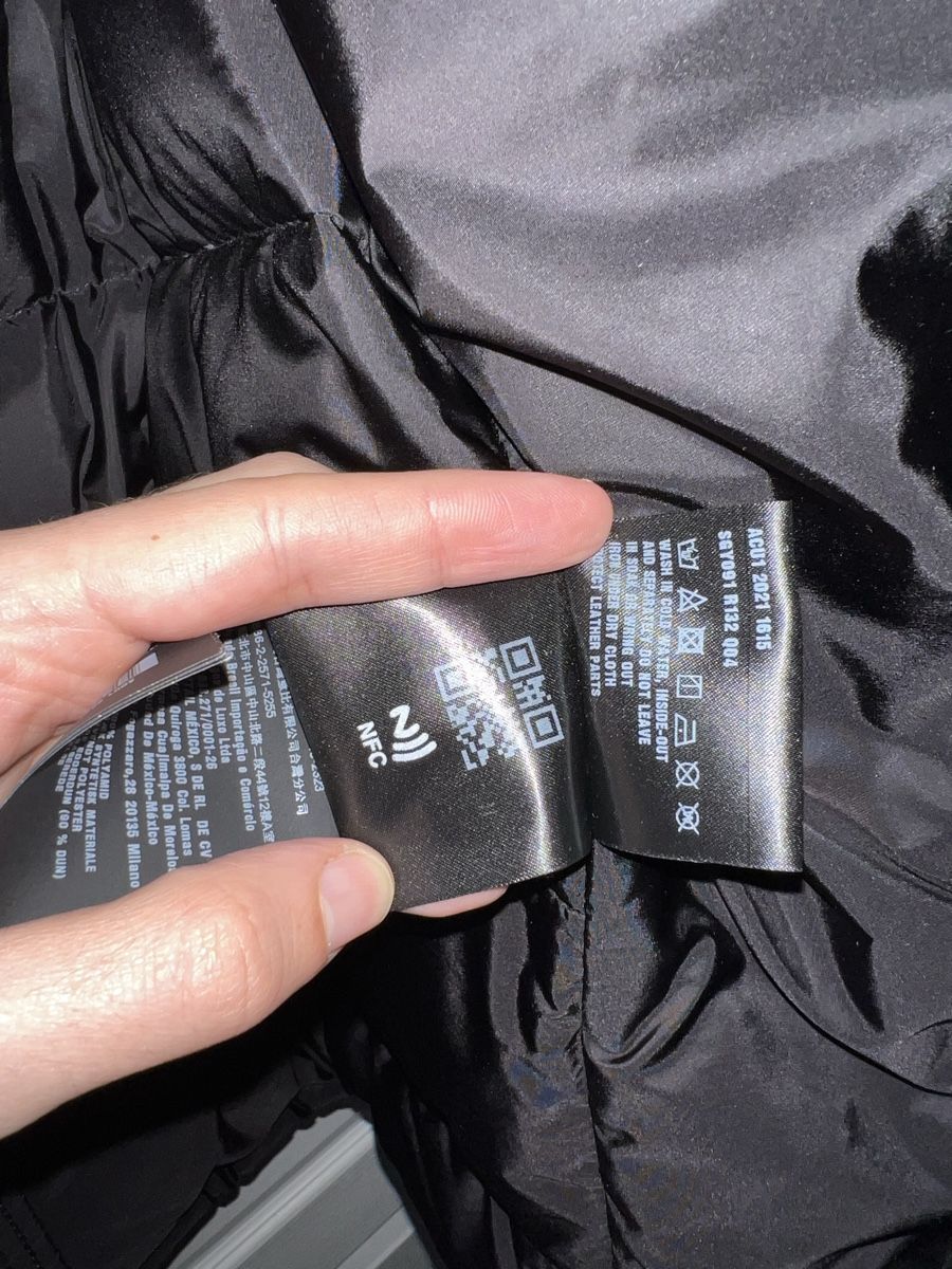 Prada Giacche: Prada Re-Nylon Down Jacket Men IT Size 56 / Large – Usato da Zürich venduto da ralph__ 7