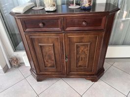 Sideboard aus Holz dunkelbraun zwei Schubladen gebraucht