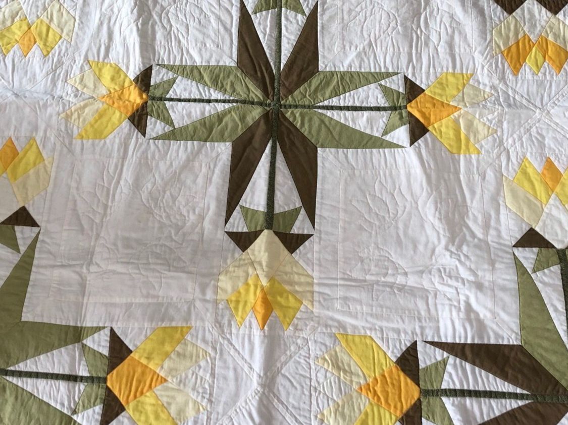 Autre linge de table: Alte Quilt Tischdecke, – D'occasion à Luzern par Lampion 2
