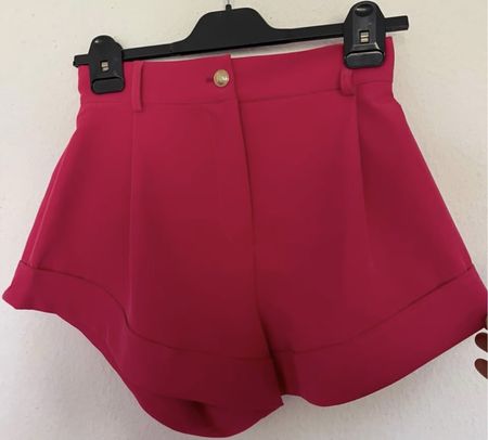 Maison 9 Paris Hot Pink High-Waisted Shorts - Size 42