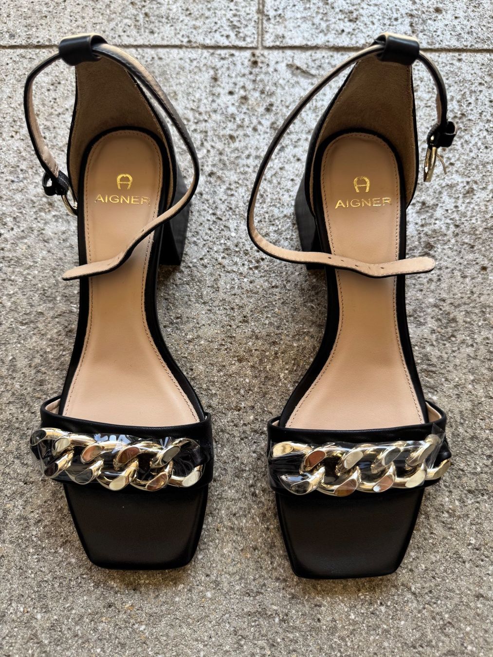 Damenschuhe: Aigner Sandalen – Neu und originalverpackt aus Bern von Pasi7