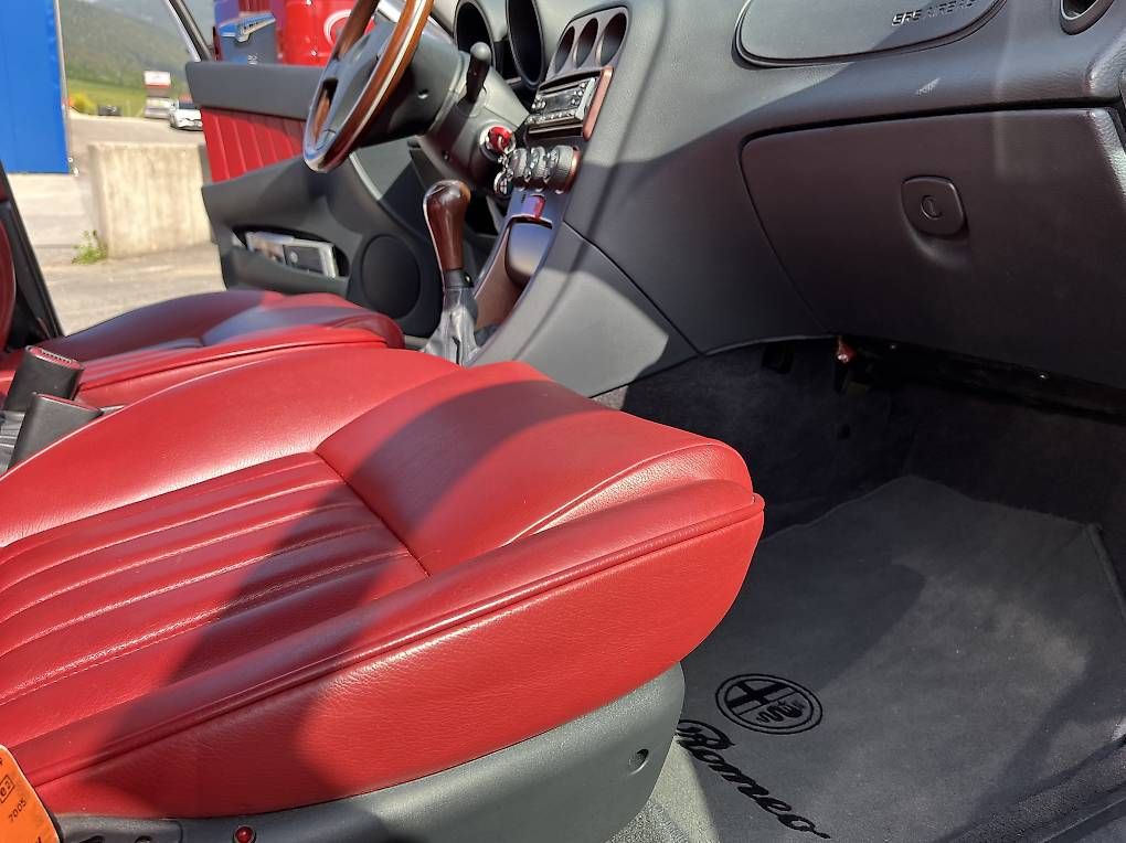 Automobili: Alfa Romeo 156 2.0 TS – Usato da Les Bois venduto da 1970vince 6