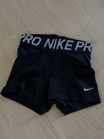 Nike Pro Shorts, Grösse XS, gebraucht