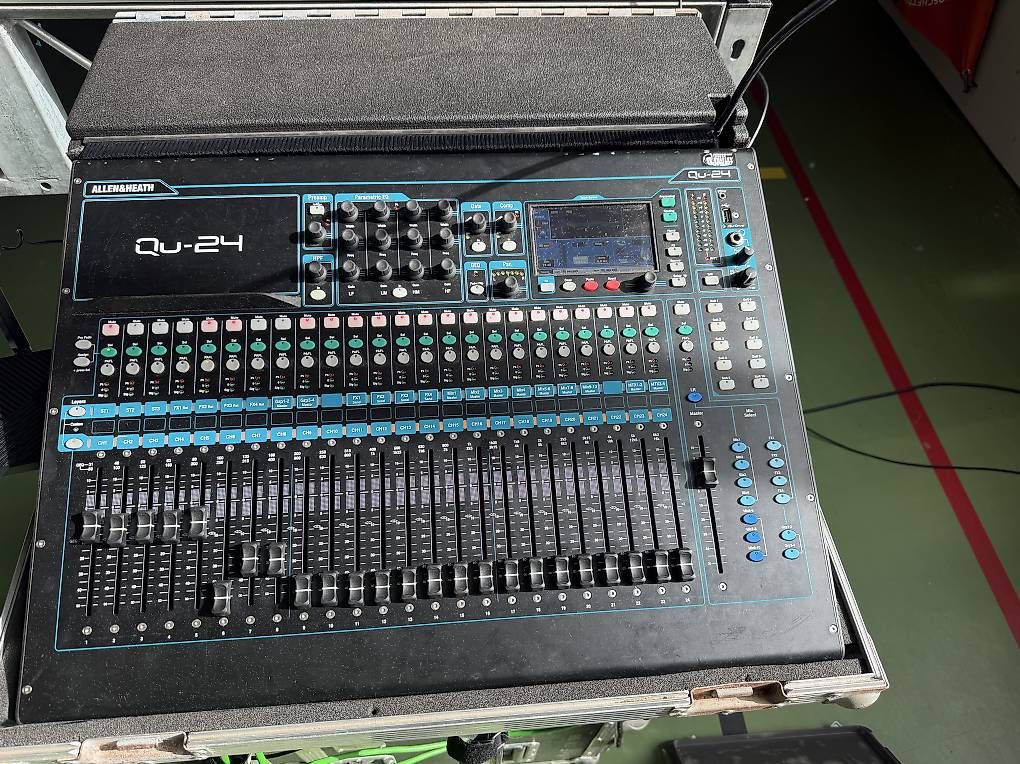 Console di mixaggio: Allen & Heat QU24 – Usato da Olivone venduto da ValleyProject