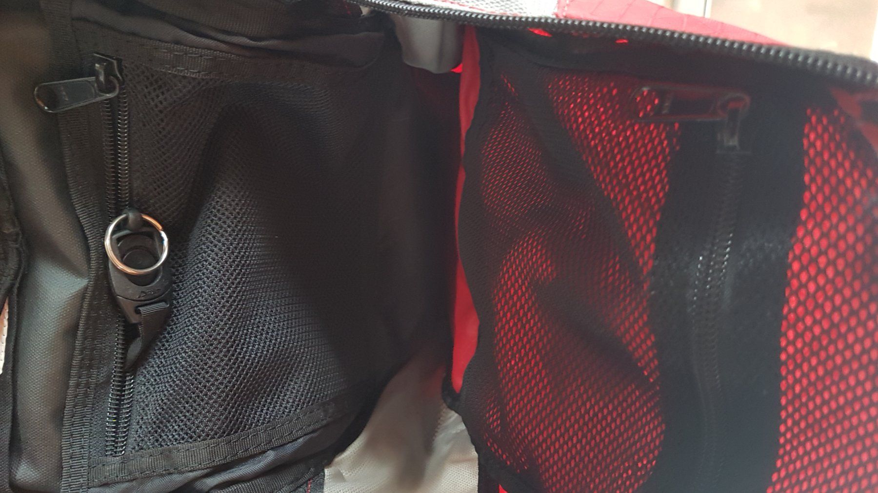 Zaini: Sac à dos marque Raincover – Usato da Villiers venduto da san_jn5w 4