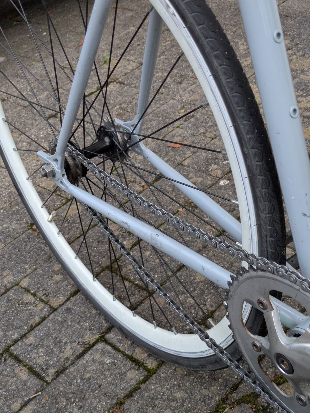 Biciclette: Singlespeed Velo in Grau – Usato da Zürich venduto da anthony_julien 2