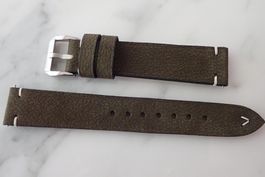 HANDGEFERTIGTES UHRENARMBAND AUS LEDER 18mm.