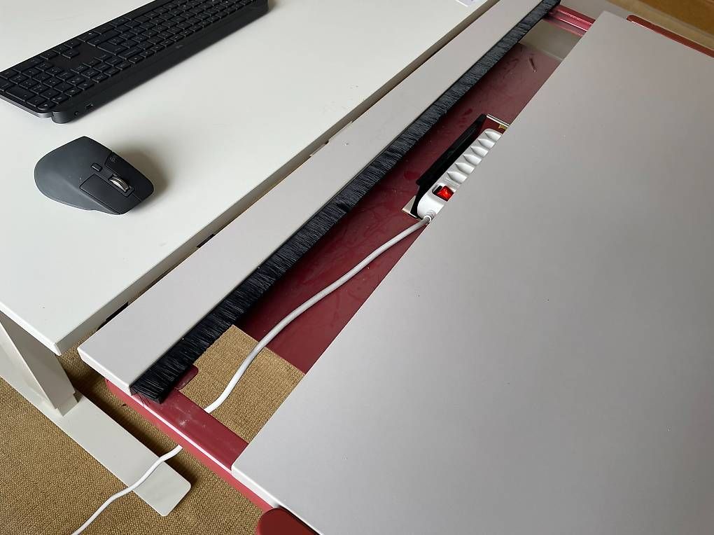 Schreibtische: Bürotisch mit Korpus – Gebraucht aus Bern von Ricardolino 1