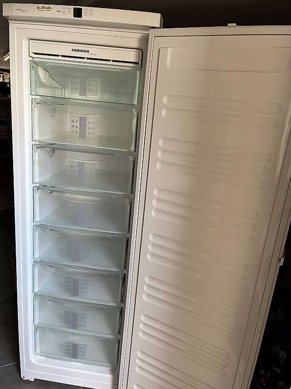 Liebherr Congélateurs: Liebherr-Gefrierschrank – D'occasion à Kaltenbach par OjosDeColores