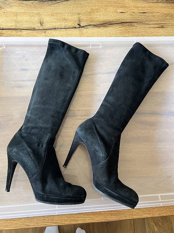Scarpe da donna: Wild-Lederstiefel schwarz GR 41 – Usato da Saas im Prättigau venduto da cla_289l