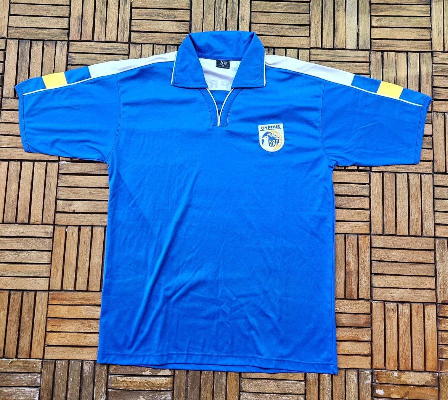 Canottiere & Pantaloni: Fussball Trikot Zypern/Cyprus, Grösse M – Usato da Zürich venduto da Petrus1976