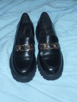 chaussures basse en cuir et anneaux pointure 40 CATWALK