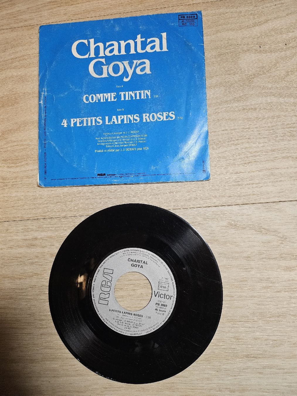 Dischi in vinile: Chantal Goya - Vinyle 45T Vintage – Usato da La Joux FR venduto da car_ck96 1