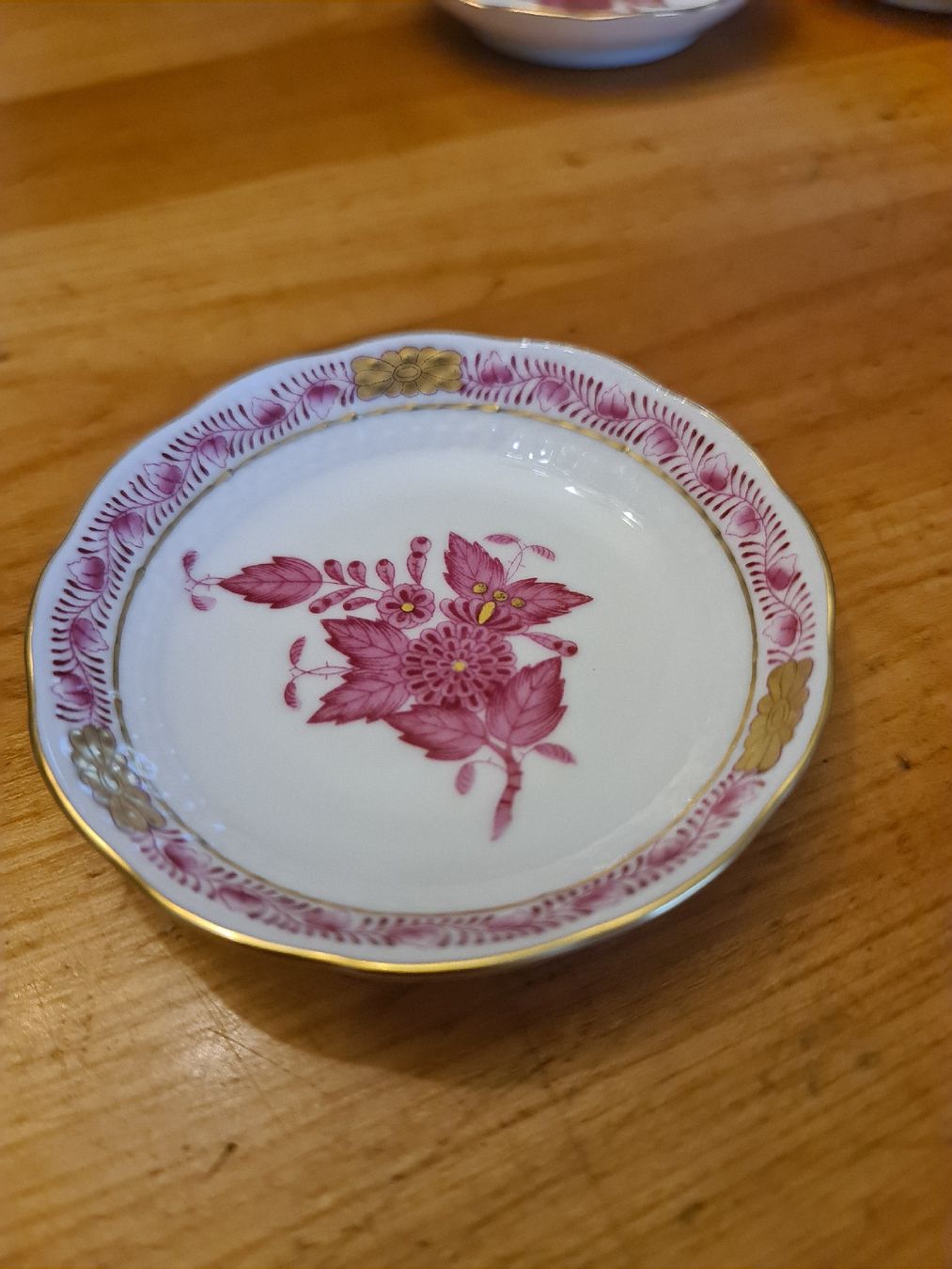 Herend Set di piatti: 5 antike Herend Tellerli Aponyi  – Usato da henau venduto da Rockj 1