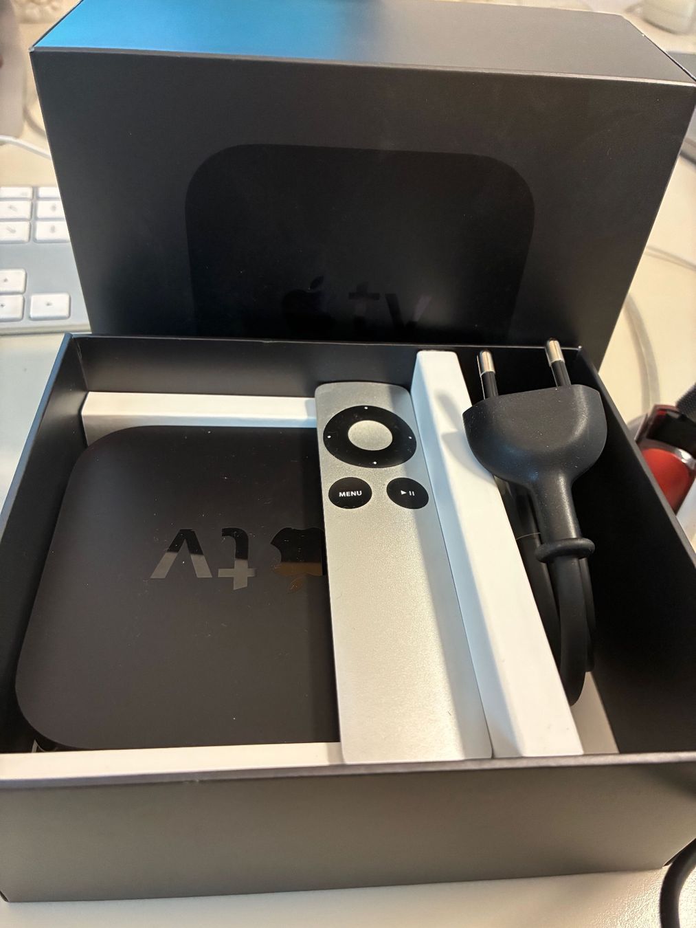 Apple Lecteur multimedia & Streamer: Apple TV HD – D'occasion à Luzern par Waland1