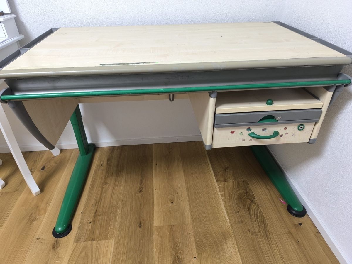 Scrivanie: Kinderschreibtisch – Usato da Davos Dorf venduto da zderic85 1