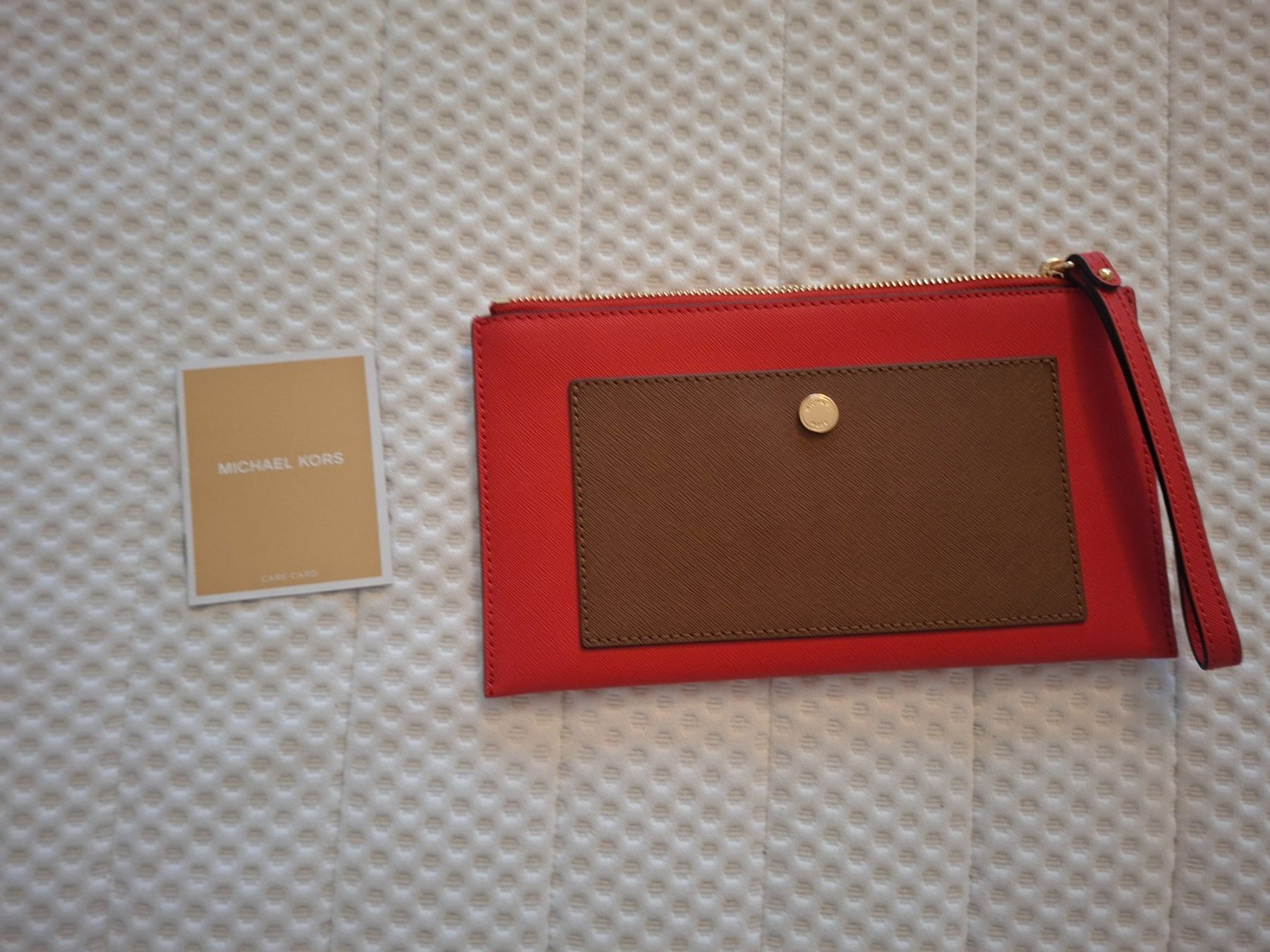 Taschen: Original Michael Kors Clutch – Neu (gemäss Beschreibung) aus Bern von ast_k5pn